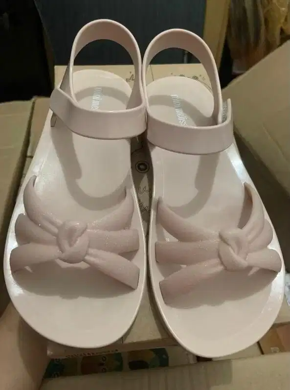 Sandal anak mini melissa