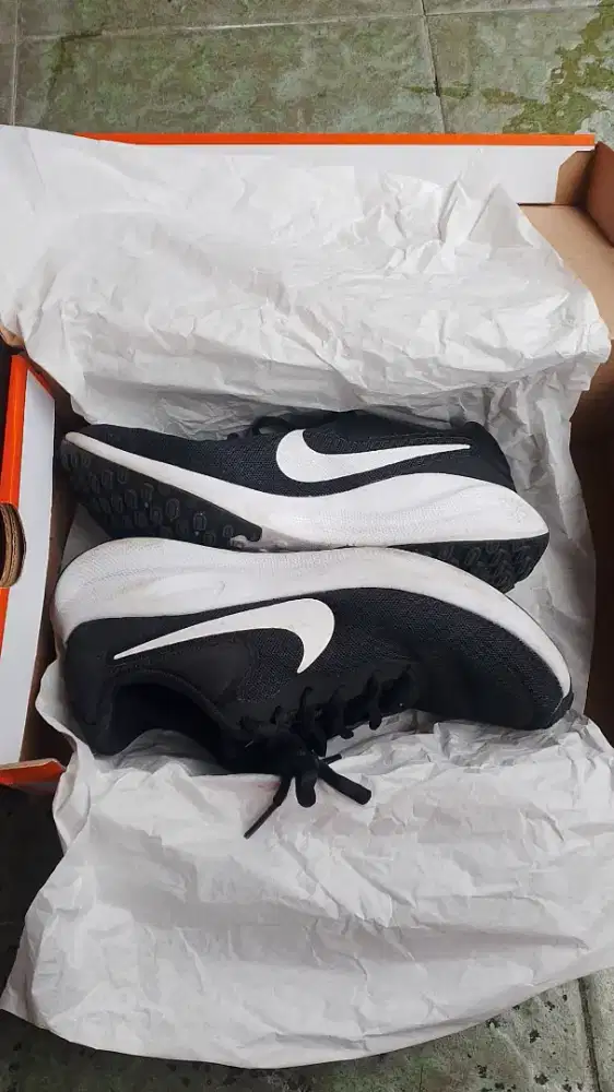 Sepatu Nike Wanita Original