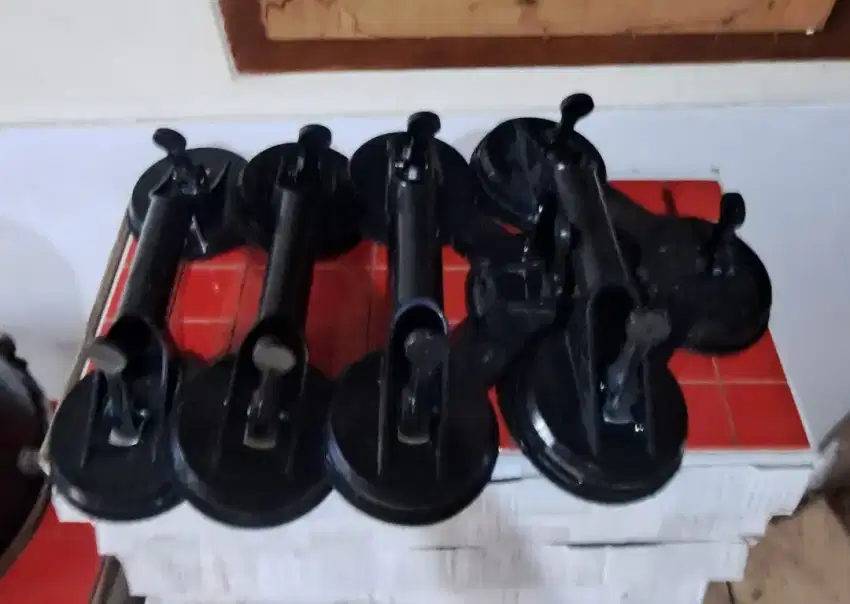 Kop Kaca Alat Angkat Kaca 2 kaki dan 3 kaki, baru dipakai 1x