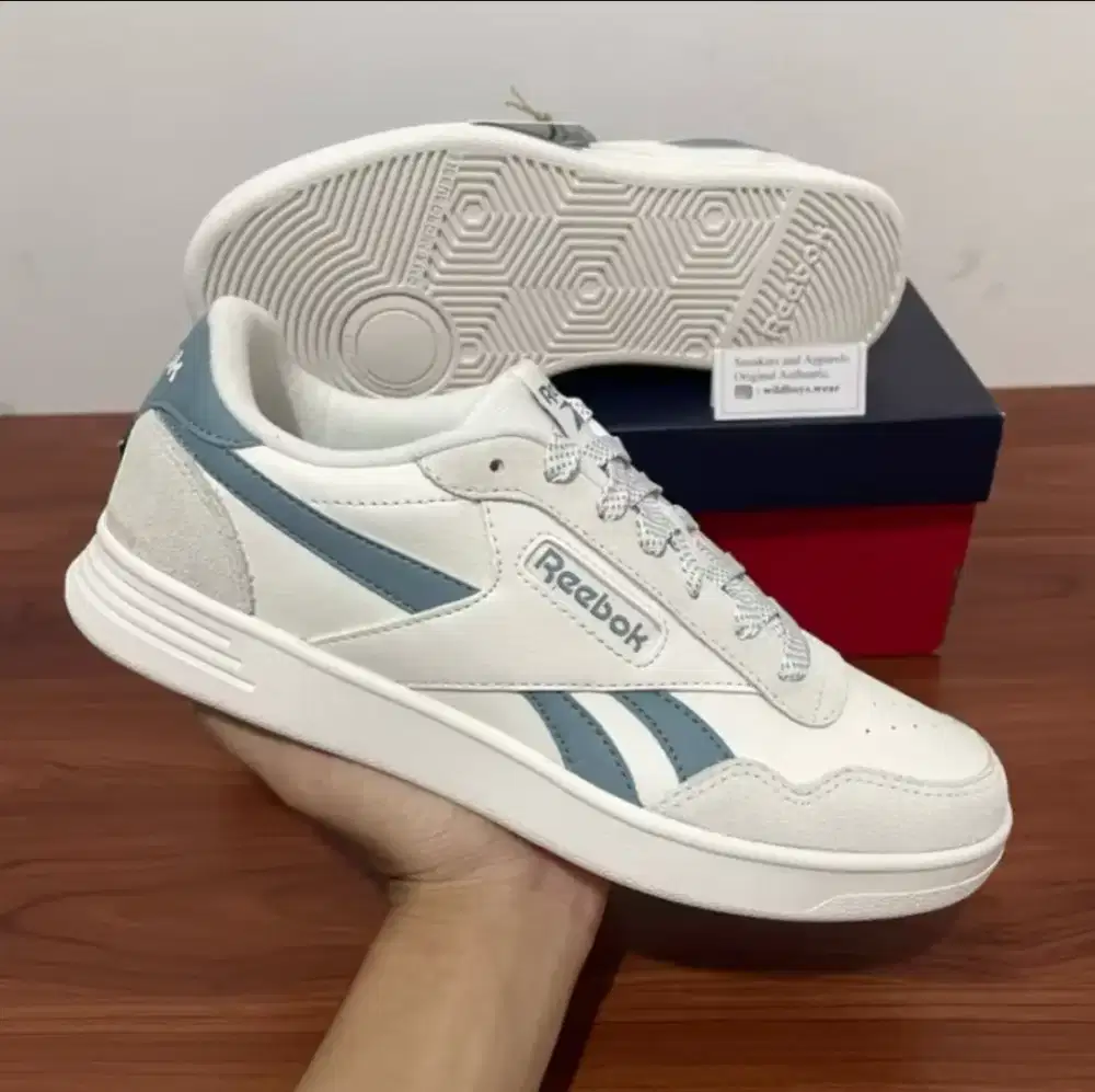 Sepatu Reebok Court Advance Clip