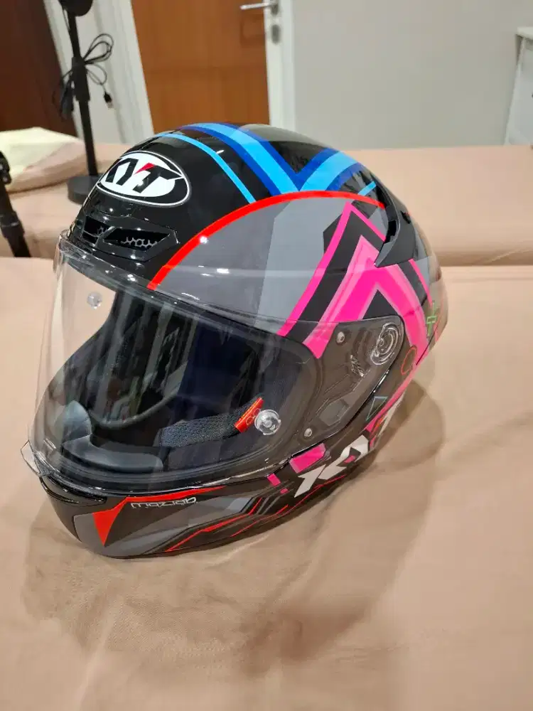 Jual helm KYT TT Course