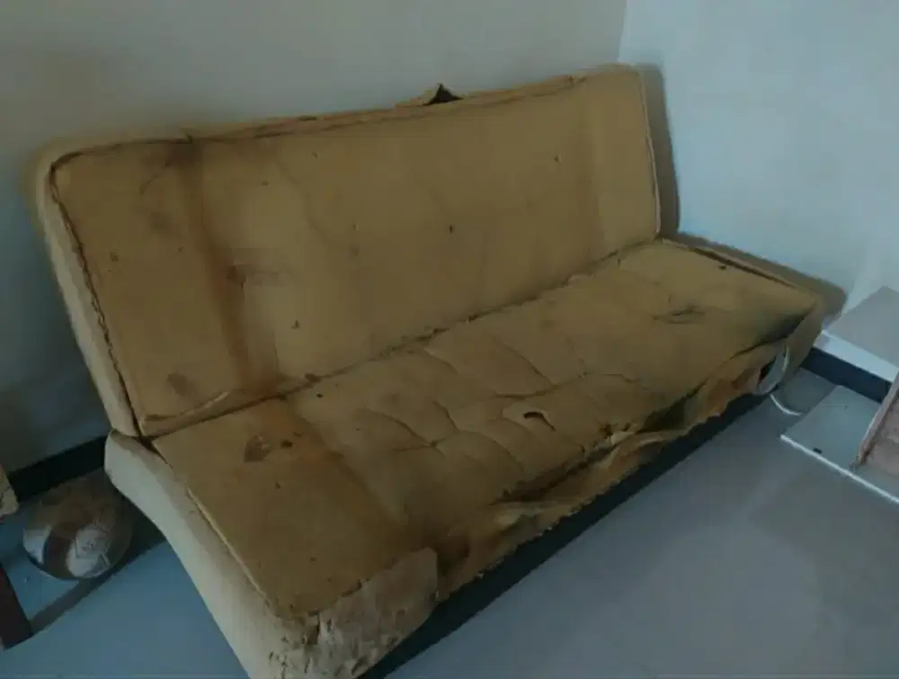 DIJUAL SOFA SECOND