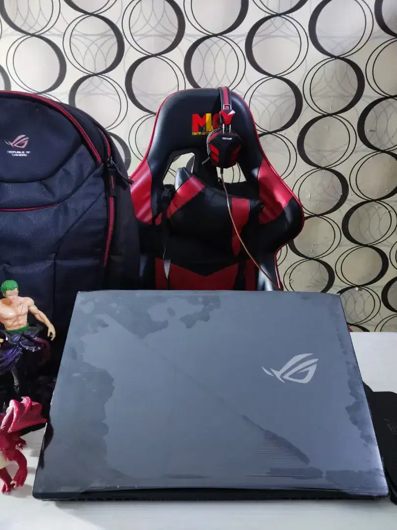 [NVIDIA GTX] Laptop Gaming ASUS ROG GL503VD Core i7-7700hq RAM 16GB!
