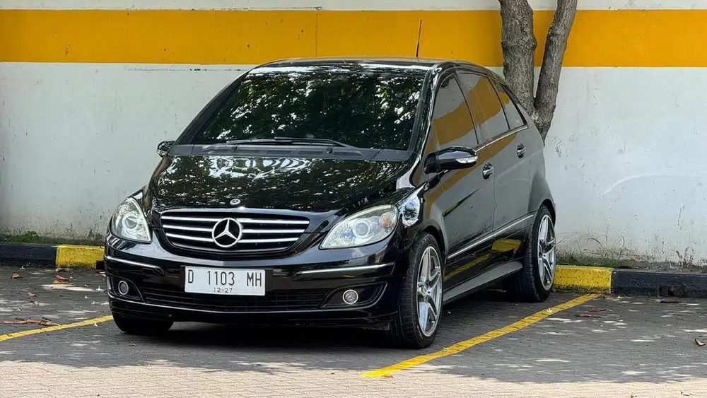 Mercedes Benz B170