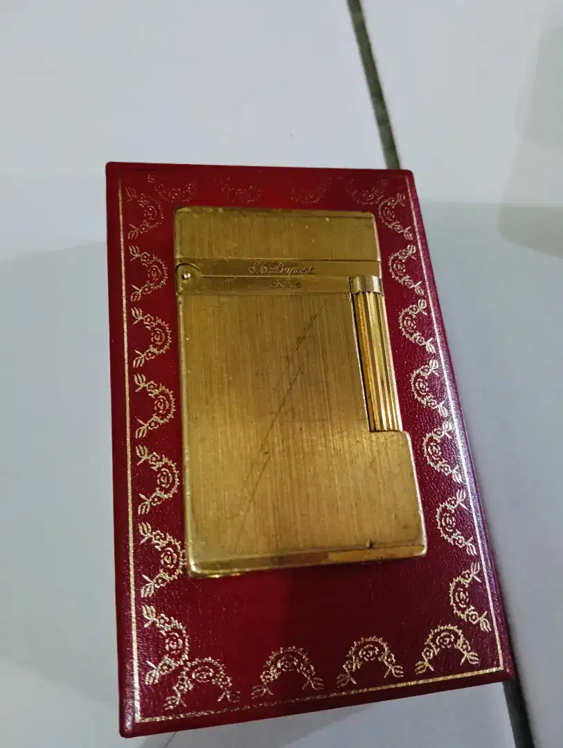 dupont lighter gold