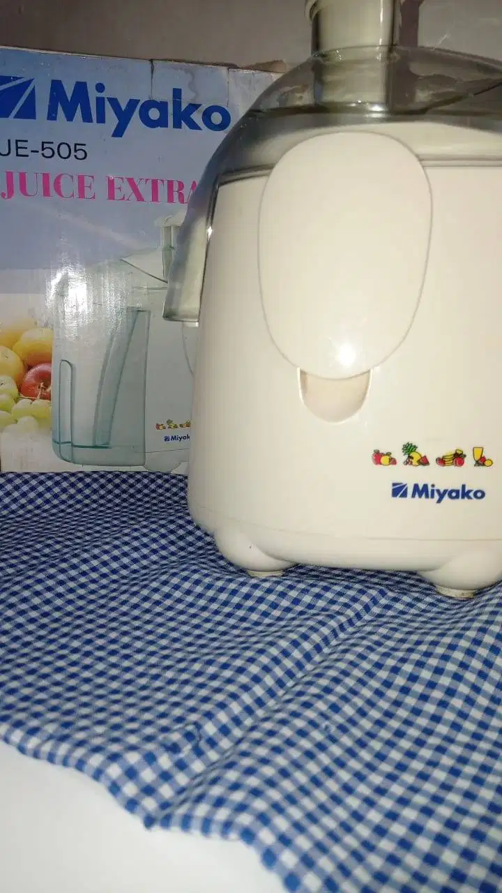 MIYAKO JUICER JE-505