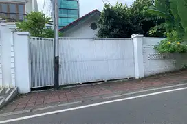 Dijual Rumah Daerah Menteng, Jakpus, Hanya 3 Menit Ke Sarinah