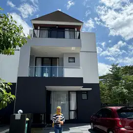 Rumah 3 Lantai Bukit Baruga Antang