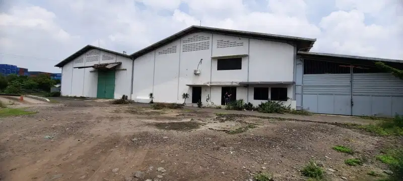 Gudang kantor 2 lantai SHM di Kalianak
