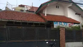 jual rumah kokoh, ada kolam renang