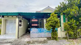 Rumah Cantik Hook di Perumahan Wonorejo Karanganyar