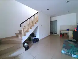 Dijual Termurah Rumah 3 Tingkat ( 4x12 ) Katamaran Indah - PIK