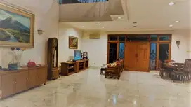 Dijual Cepat Rumah 2 Lantai di Kemang Harga Dekat NJOP Bisa Ditawar