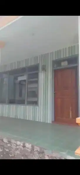 2 banguna Rumah + sebelah  Bonus tanah di Trawas murah