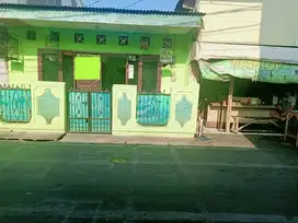 MURAHH RUMAH HITUNG TANAH COCOK UNTUK KOS KOSAN UTAN KAYU MATRAMAN