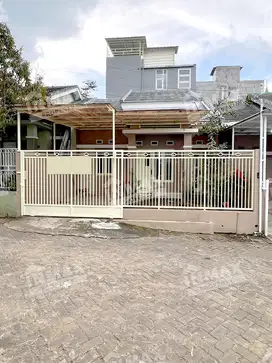 Rumah Siap Huni Minimalis Perumahan Daerah Batu Sangat Terawat