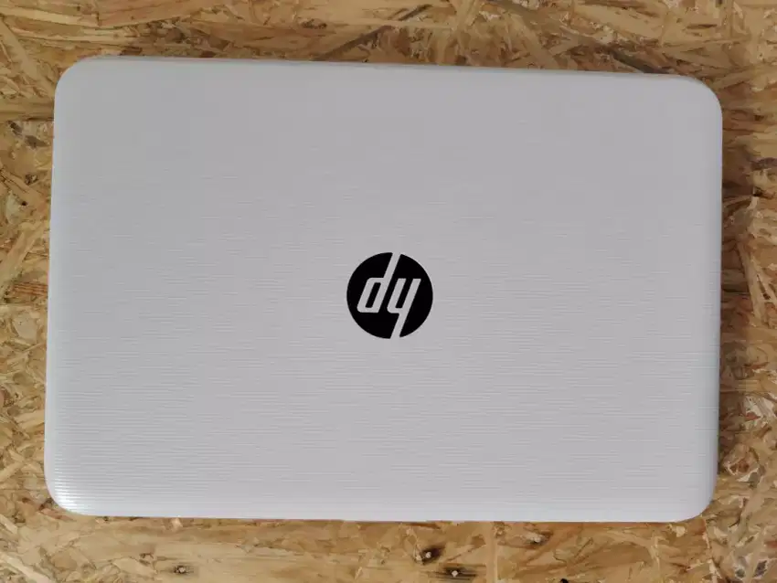 hp stream 11-ah120TU