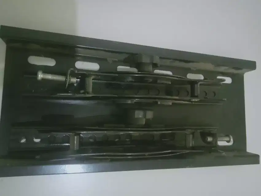 Dijual Braket tv 32inci