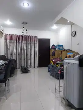 Dijual rumah Golden Palm Residence