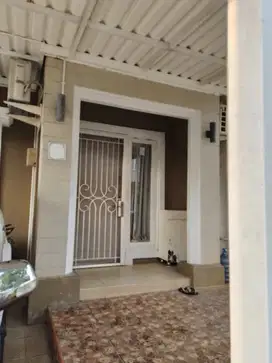 Rumah Monaco Village Gading Serpong 2 Lantai Full Renovasi SHM