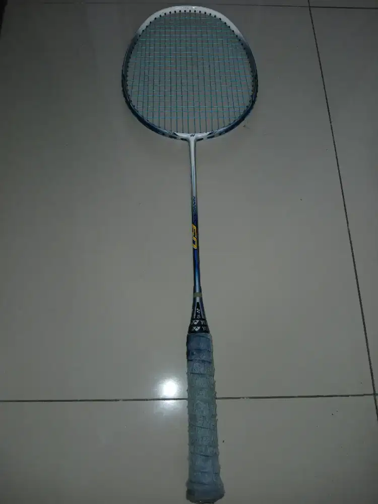 Raket Badminton Yonex