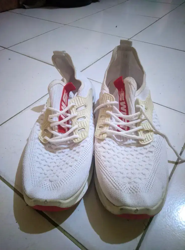 Sepatu Swift Original Size 43