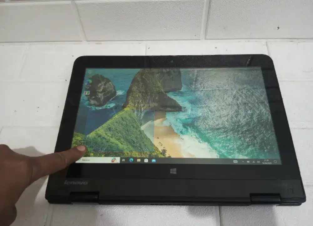 Touchscreen Yoga 11e Intel N2930 4CPU Ram 4GB SSD 128GB 12.5 3 Jam