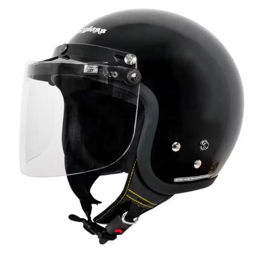 Helm layak pakai