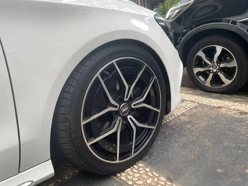 Velg 19 ex-Mercy CLA200