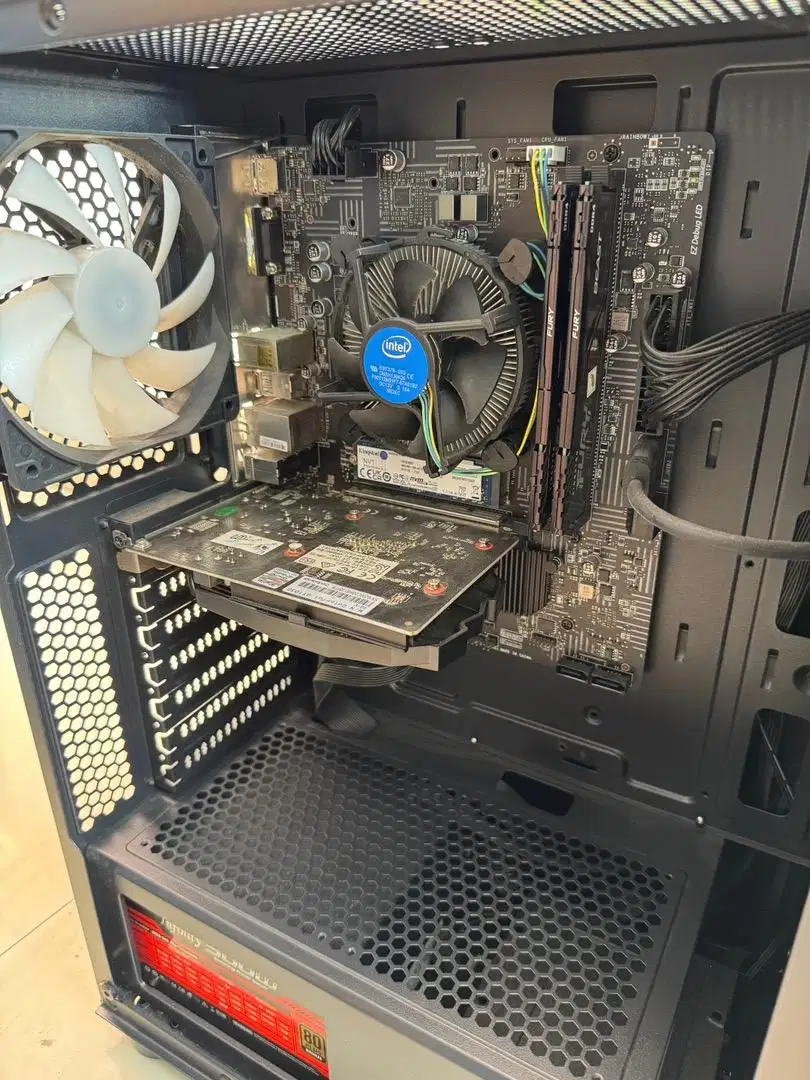 Komputer Desktop MSI