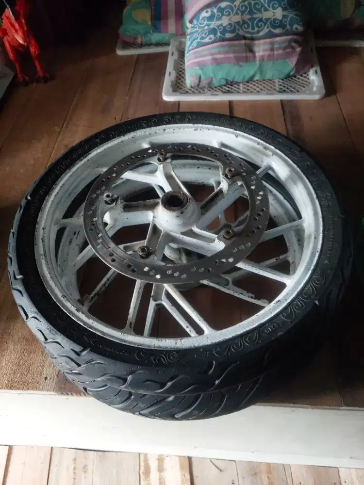 Velg satria fu original + ban