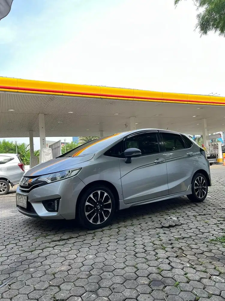 Dijual Jazz 2017 silver