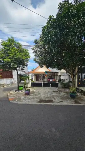 Rumah Siap Huni Tengah Kota di Jaksa Agung Suprapto Celaket Malang