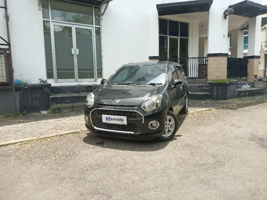 Pajak Panjang - DAIHATSU AYLA 1.0 X BENSIN M/T 2015 HITAM