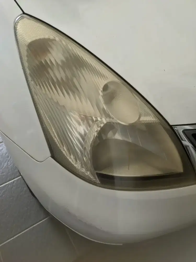 cuci poles dan repair lampu mobil berembun