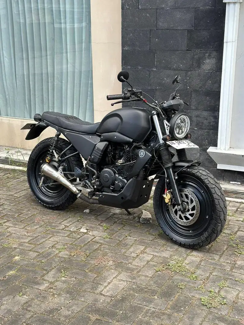 Yamaha Byson Custom