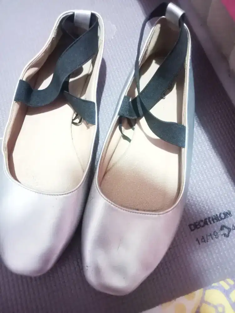 jual flatshoes the little things she needs (TLTSN)