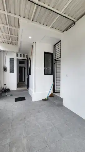 Rumah Kos Baru 3 Lantai Di Kelapa Gading Permai S8578