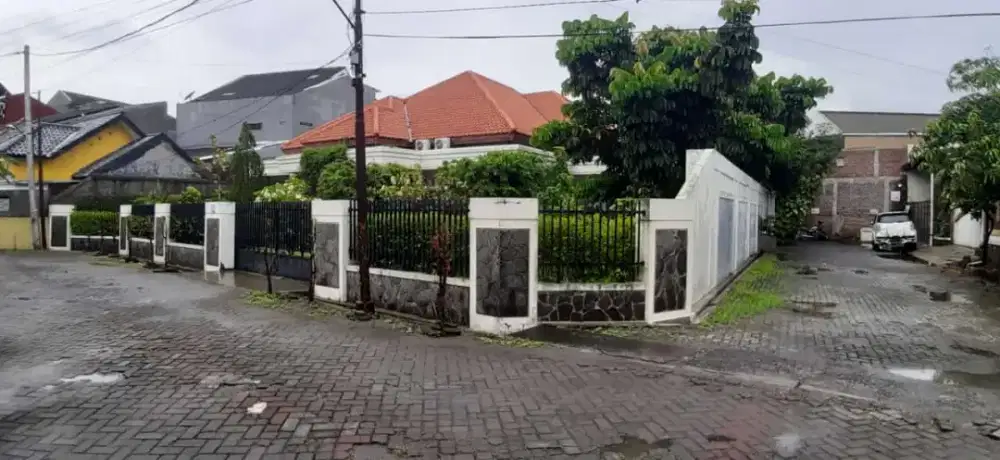Murah dijual cepat rumah mewah adem asri di sambiroto kedungmundu