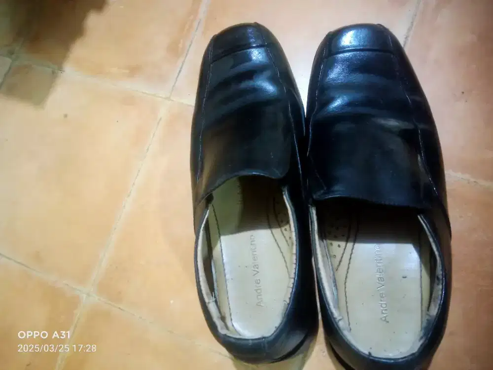 Sepatu kantor original