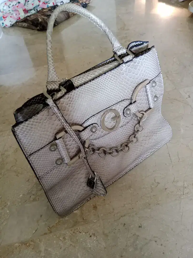 Tas guess croco kondisi mulus jarang pakai