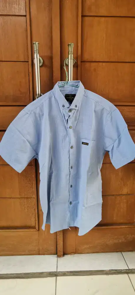 Kemeja pendek pria