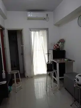 JUAL APARTEMEN GUNAWANGSA TIDAR 2 BR TOWER A LANTAI 18 FULL FURNISH