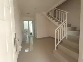 Rumah mewah lokasi premium di pusat kota Jakarta. h