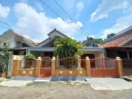 Rumah Strategis 6 Menit ke Stasiun Palmerah LT 143 Harga Nego J-12594