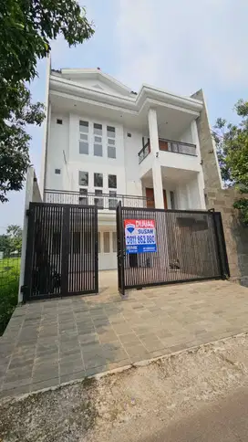 Dijual Rumah Baru Blok I Dekat Pasar Puri Indah Jakarta Barat