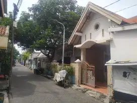 rumah mewah murah lokasi perumahan Kebraon Surabaya
