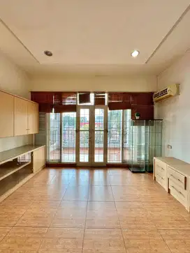 Rumah Mewah Siap Huni Full Renovasi di Pesanggrahan Jakarta Selatan