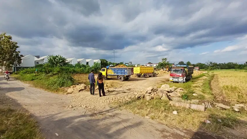 Tanah 4jt-an/m2, 5menit Kampus UTY pusat, Barat Jl Magelang, Jl Jambon