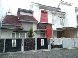 Rumah Bersih Terawat cocok untuk kost di Borobudur Agung, Malang